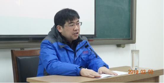 王总作工作报告